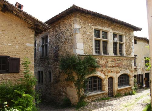 Pérouges - Ain - Avril 2024