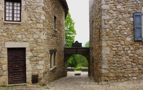 Pérouges - Ain - Avril 2024