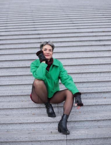 Sophie G à La Défense - Paris - Décembre 2025