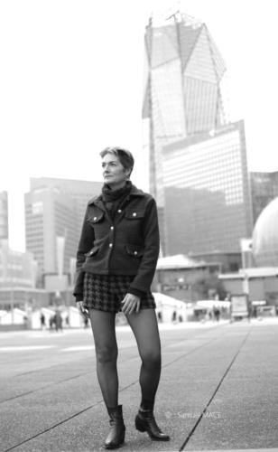 Sophie G à La Défense - Paris - Décembre 2025